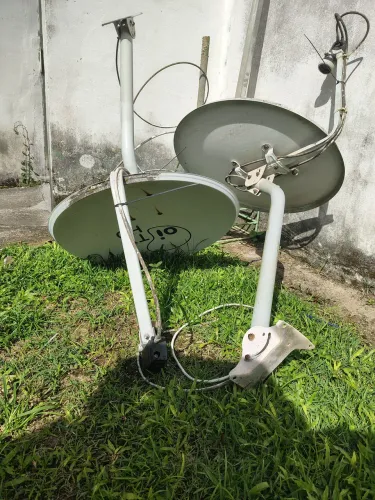 Antena parabólica usada