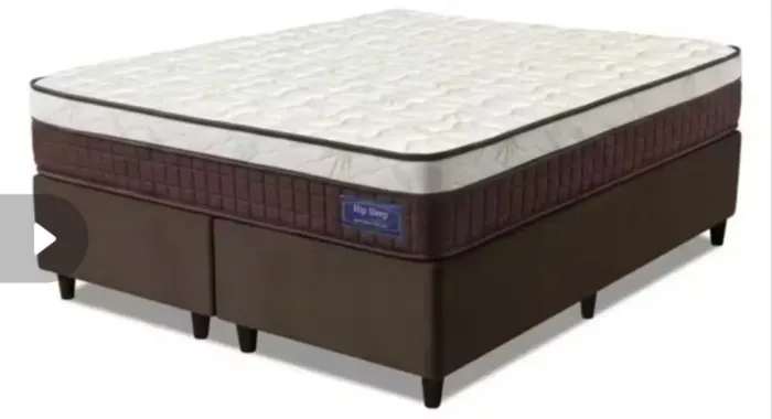 Cama Queen a preço promocional 