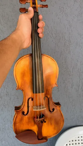 Violino de Oficina