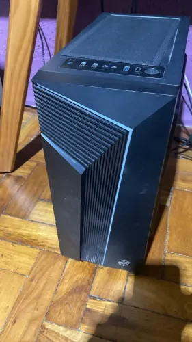 PC Gamer Completo Ryzen 5 / RX 6600 8GB - Impecável / Prático