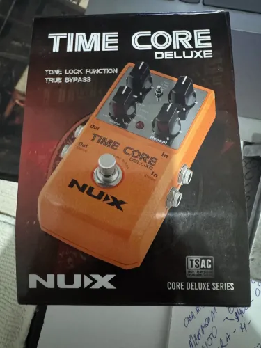 Vendo pedal de guitarra Time core, marca NUX, novo.