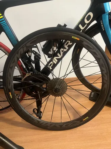 Pinarello gan S + TACX bushido - excelente estado 