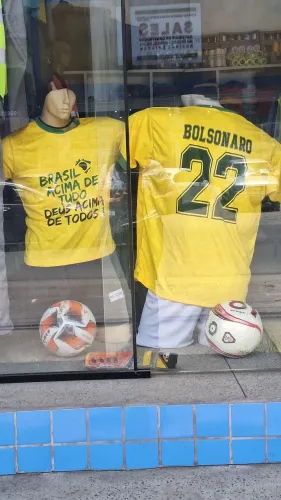Camisa Bolsonaro 22
