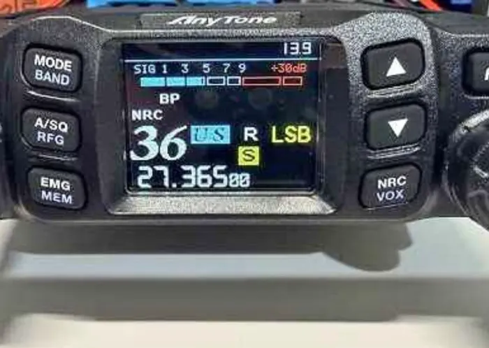 Transceptor TKS TK-110 Px 25 a 30Mhz