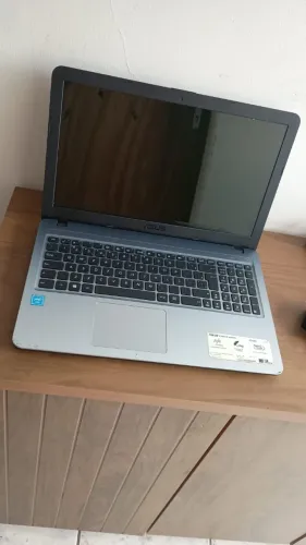 NOTEBOOK ASUS INTEL DUAL CORE - MEMÓRIA 4GB DDR4 - HD 1TB - TELA 15.6 POL.