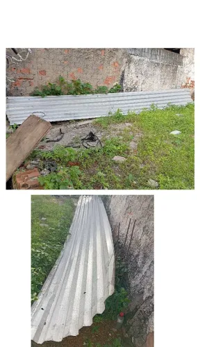Vende-se uma teia de zinco, com 8 metro 