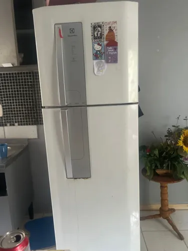 vendo geladeira eletrolux