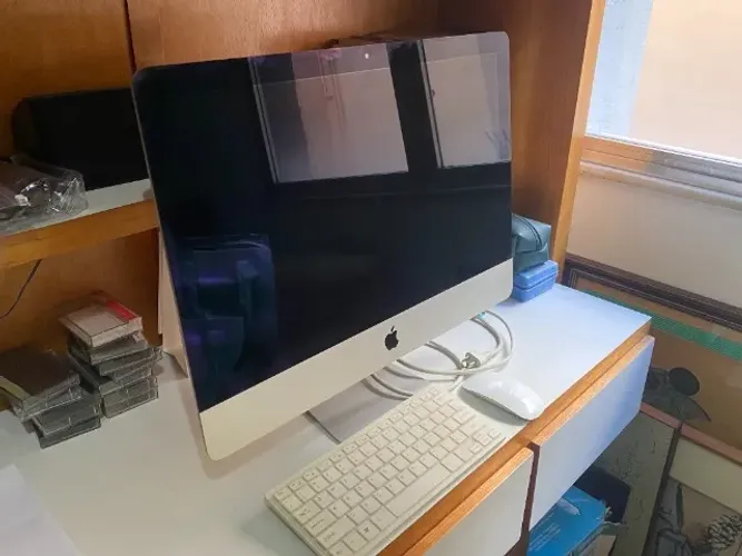 iMac 21.5-inch Late 2015