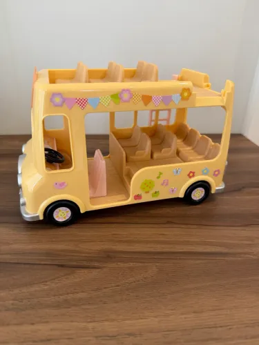 Ônibus Jardim da Infância Sylvanian Families