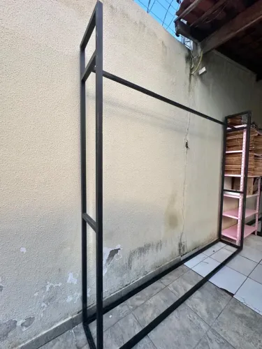 Arara de ferro galvanizado 