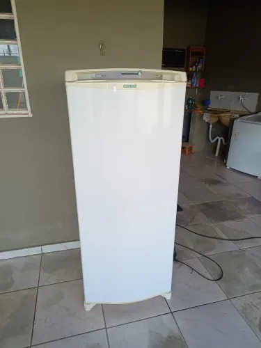 Geladeira Consul facilite Frost Free semi-nova funcionando perfeitamente bem