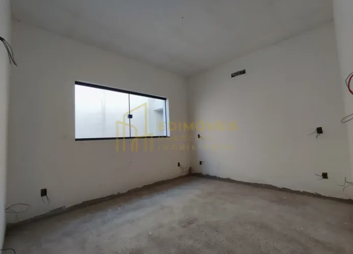 Seu Refúgio Perto da Praia: Casa com 3 Quartos em São Francisco, Serra/ES