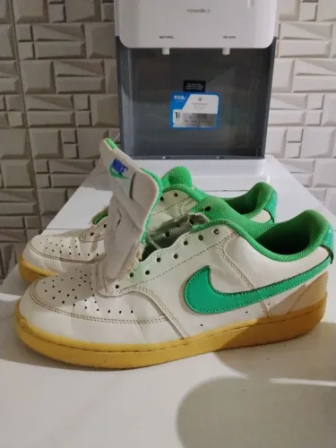 Tênis Nike Court Vision Low