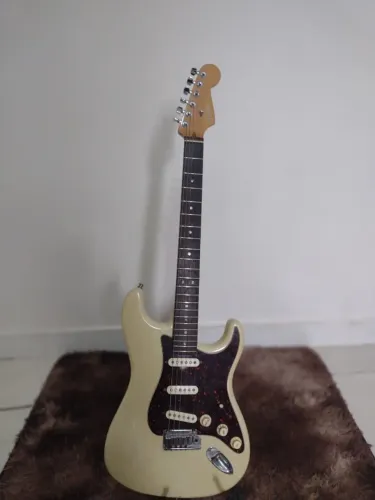 Guitarra fender America Deluxe