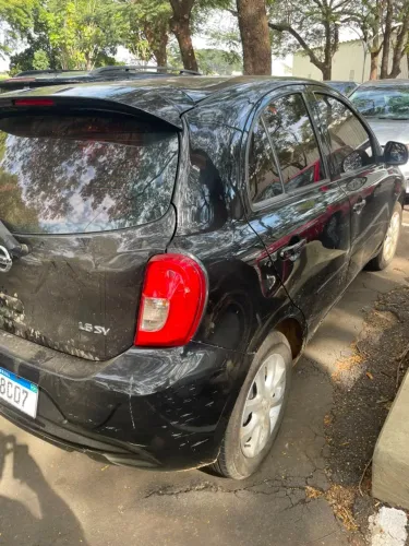 Nissan March SV 1.6 16V Flex Fuel 2016