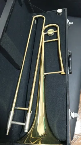 Trombone de vara quasar qsl 402l