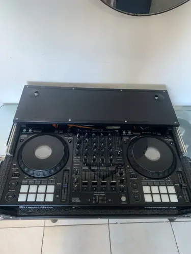 Controladora DDJ 1000 Pioneer  + Case com plataforma para Laptop 