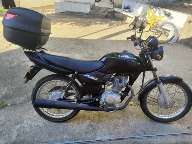 Vendo moto Fan/125- KS/ 2008, particular.