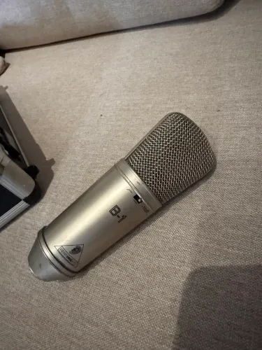 Microfone Condenser B1 Behringer
