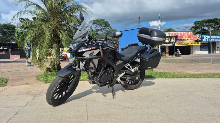 Honda CB500X 2021