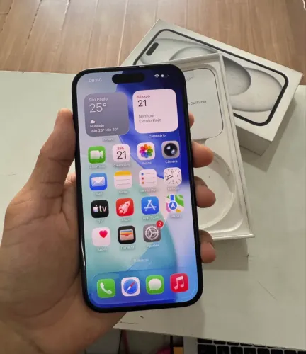 iPhone 15 caixa e acessórios aceito troca lê anúncio