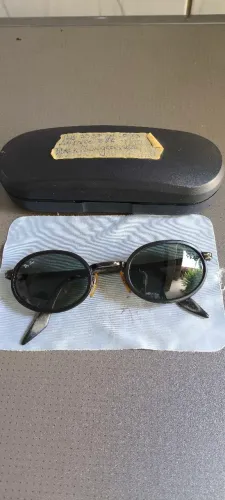 Óculos de sol Ray ban original vintage.