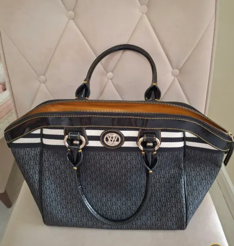 Bolsa Vitor Hugo original e nova