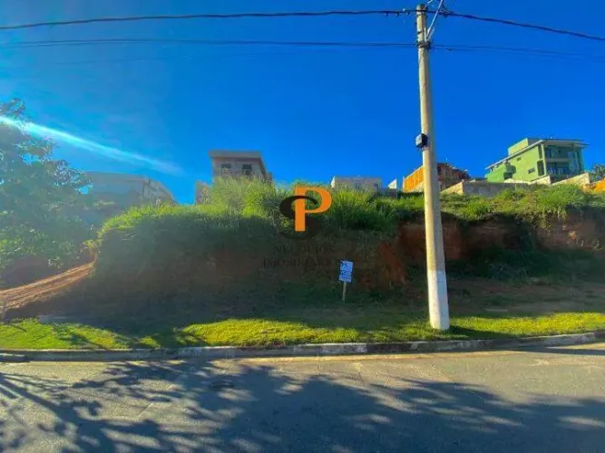 Terreno à venda no bairro Jardim Das Videiras em Vinhedo/SP