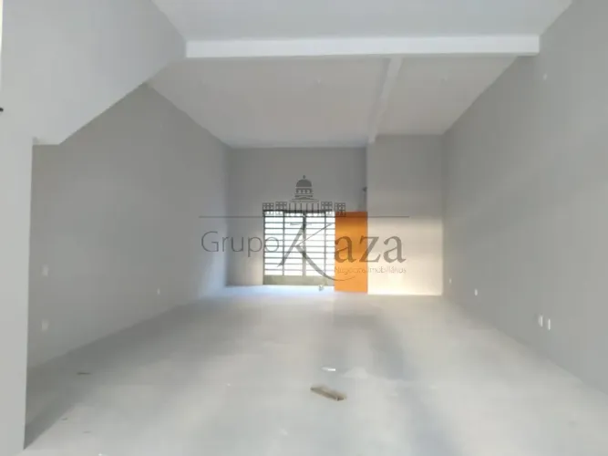 Ponto Comercial - Conjunto Residencial Trinta e Um de Março - 200m².