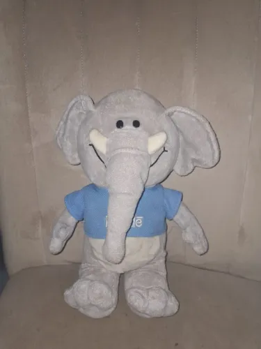 Elefante de pelúcia Nestlé