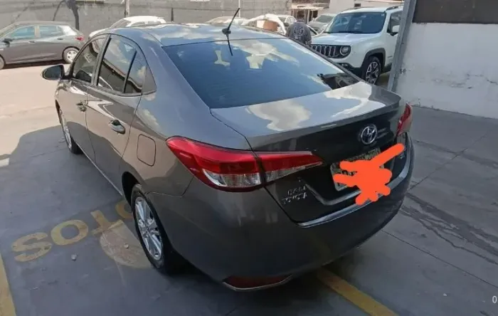 Toyota Yaris XL Sedan 1.5 Flex 16V 4P Mec. 2019