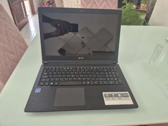 Venda de Notebook Acer (quebrado)
