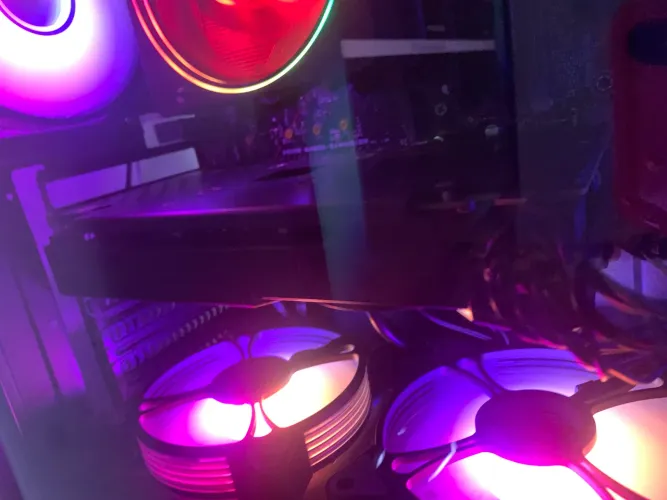 Vendo RX 570 em ótimo estado