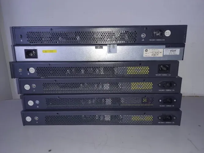 Lote com 3 Switchs Tp-link Tl-sg1048 48 Portas Usado em Bom Estado. Leiam a Descrição!