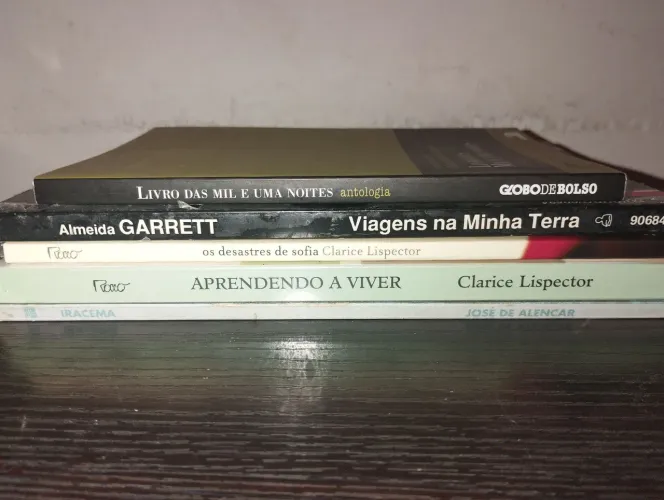 Lote 5 livros Literatura Língua Portuguesa - Lispector, Alencar, Garrett, Mil e Uma Noites