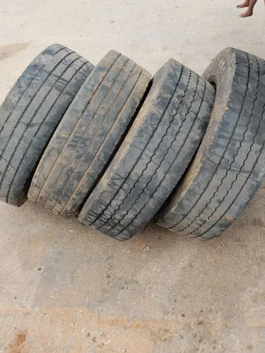 Pneu 215/75-17.5 sem camara os quatros valor