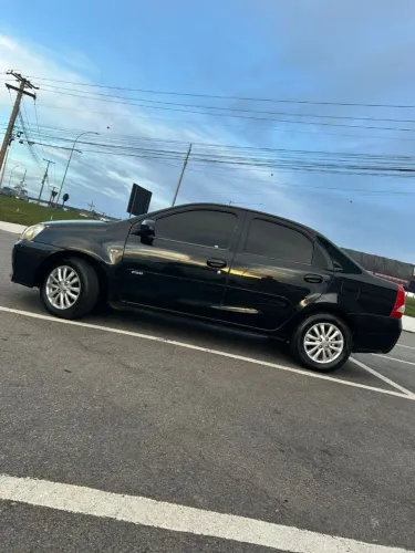 Toyota Etios XLS Sedan 1.5 Flex 16V 4P Mec. 2014