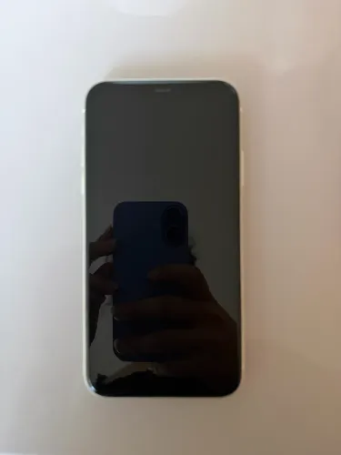 iPhone 11, 64 GB