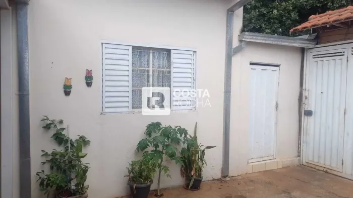 Casa com 3 dormitórios à venda, 174 m² por R$ 639.000,00 - Vila Harmonia - Araraquara/SP