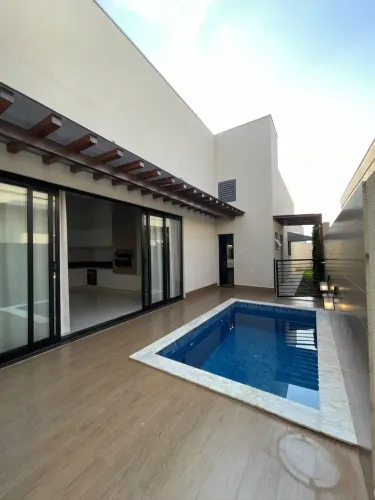Casa Térrea à Venda no Belvedere II | 3 Quartos sendo 1 suites | 169 m² | MT - Cuiabá.