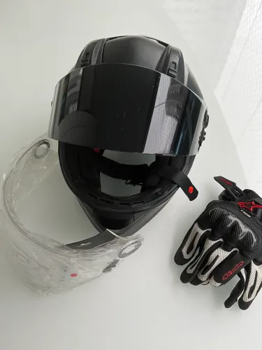 Capacete sedici (importado Italiano)