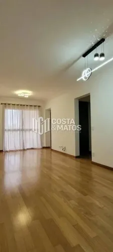 Apartamento para alugar com 78m², 3 dormitórios sendo 1 suíte e 1 vaga no bairro Saúde
