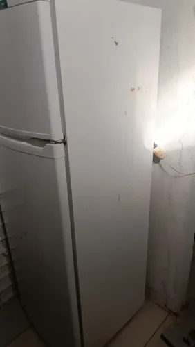 Geladeira no preçinho 