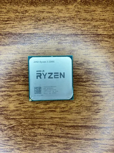 AMD Ryzen 3 3200G Processador