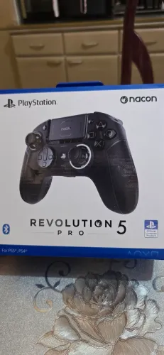 Controle Revolution 5 pro Nacon