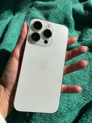iPhone 15 pro 128gb