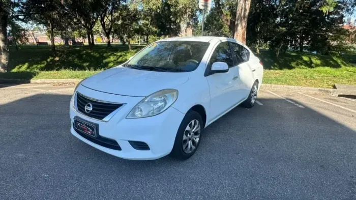 Nissan Versa SV 1.6 16V Flex Fuel 4P Mec. 2014
