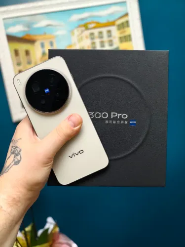 Vivo X300 pro 16/512