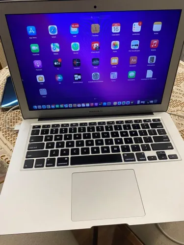 MacBook Air V. 12.7.6