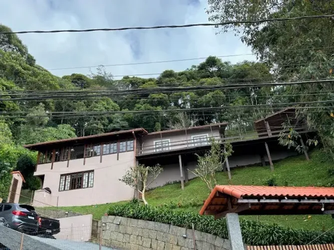 Magnífica casa linear 4Q - Direto proprietário